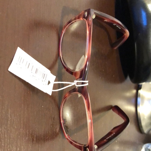 Optical glasses - Picture 1 of 3